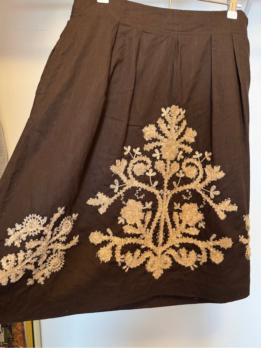 🌸Bohemian Linen blend Midi Rich Brown Skirt with Floral Embroidery size 8 LOFT - Picture 3 of 8